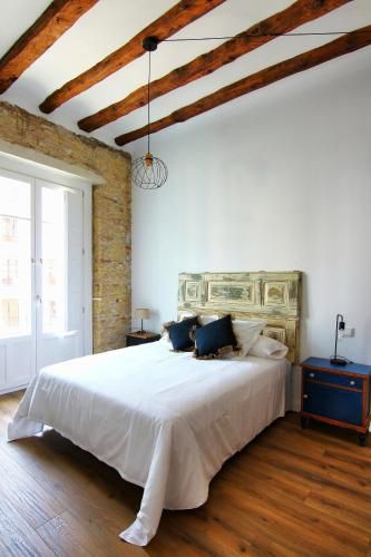 Apartamentos Almada - calle Alfonso - Plaza SAS 3