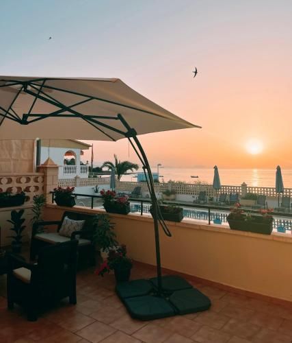 Apartamentos El Calón Playa 2