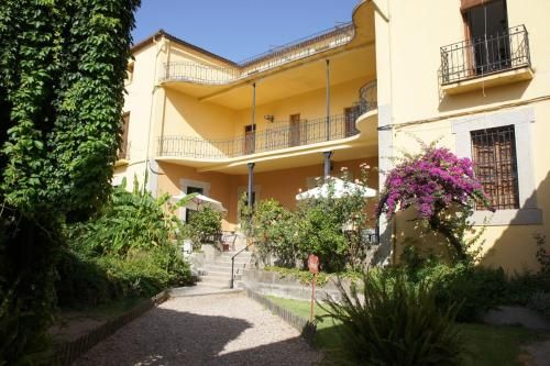 Hostal La Colonial 3