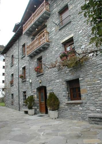 Apartamentos Casa Buisan 2