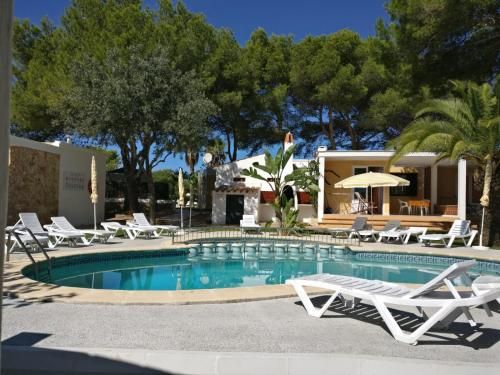 Apartamentos Playa Calan Blanes 2