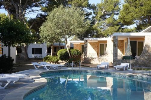 Apartamentos Playa Calan Blanes 3 estrellas en Cala'n Forcat