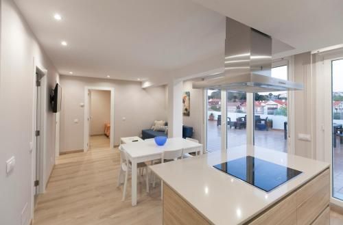 Apartamentos Apolo Somo 3