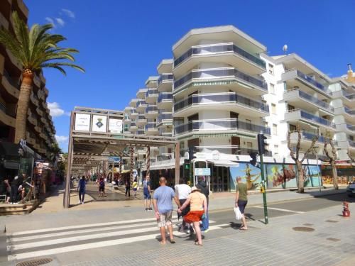 Apartamentos Bahia Dorada y Iris 1