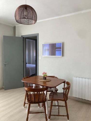 Apartamentos Angelito Playa América Ático 3