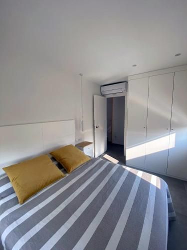 Apartamentos Angelito Playa América A 3