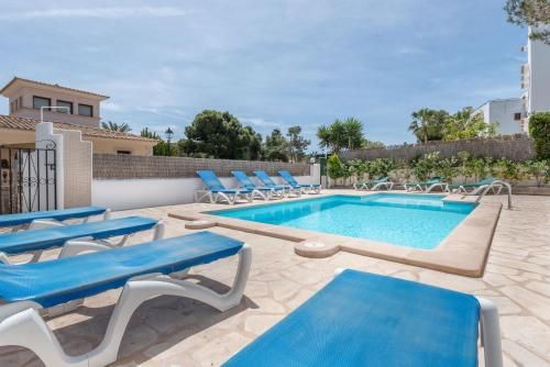 Apartamentos Karin 1ºa 3