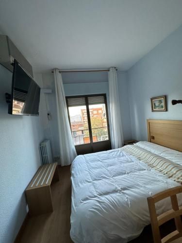Hostal agripino y Restaurante asiático 1