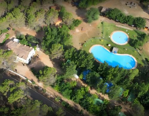 Camping Montillana con Bungalows 2