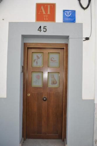 Apartamentos La Casa Pintada 2