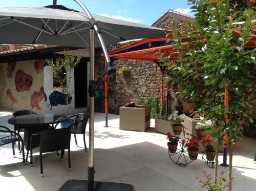 Apartamentos Rurales La Villa de Piedra 1