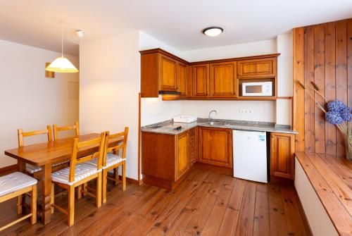 Apartamentos Rentarán 3 stelle a Tredós