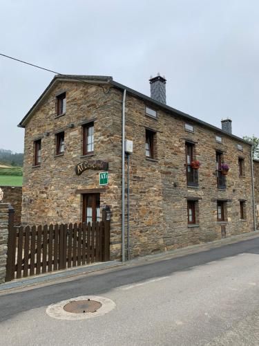 Apartamentos Carola 1