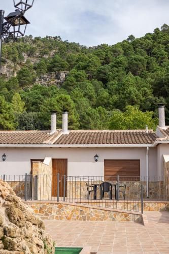 Apartamentos 7 Puentes Sierra Cazorla Las 5 casas iguales 4 estrelas em Burunchel