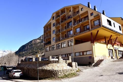 Apartamentos SNÖ Cerler 2