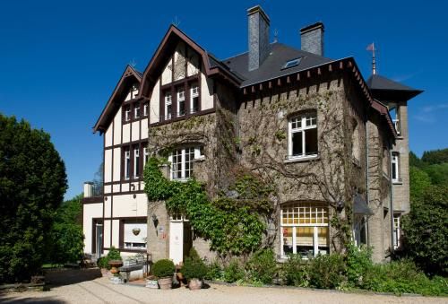 Hotel La Ferronniere 3 estrelas em Bouillon