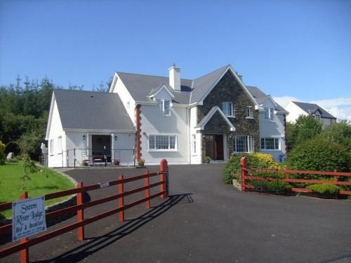 Sneem River Lodge Bed & Breakfast 2