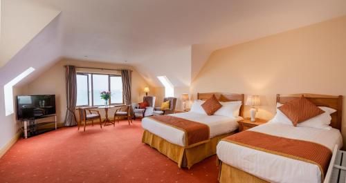 Waterfront House & Restaurant 3