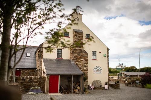 Corcreggan Mill B&B, Self-Catering & Glamping 2