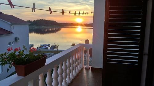 Apartments Branko 3 estrellas en Nin