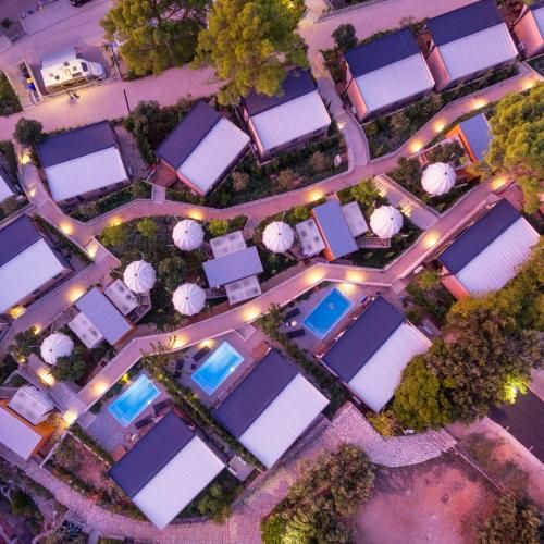 Medora Orbis Mobile Homes & Glamping 4 estrellas en Podgora