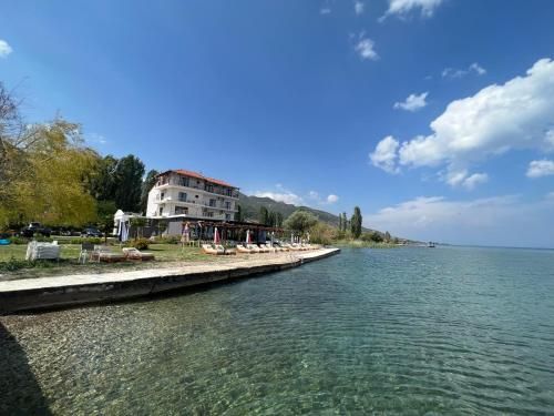Hotel Victoria 4 estrelas em Pogradec
