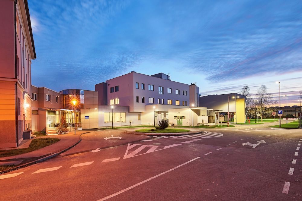HOTEL EUROPA 4 estrellas en Karlovac