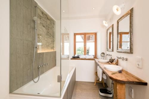 Hotel & Gourmetwirtshaus Kirchenwirt seit 1326 3