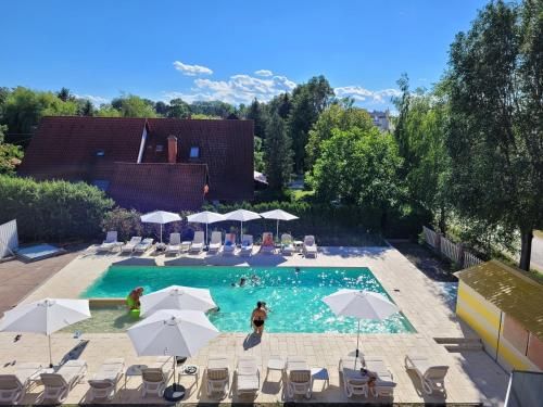 Colors Holiday Hotel 3