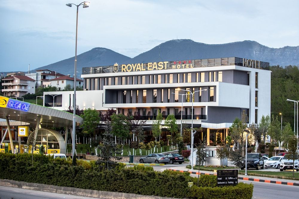 Royal East Resort 4 étoiles à Tirana
