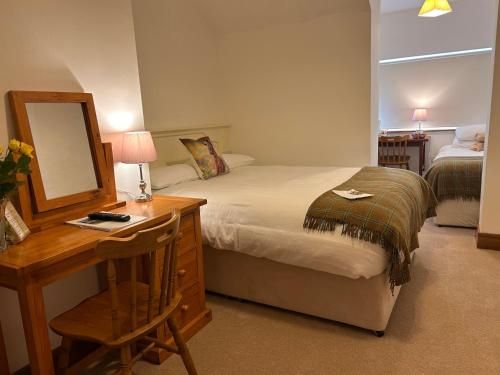 Ryan's River Lodge B&B 2