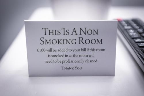 Behan's Horseshoe Bar & Restaurant 3