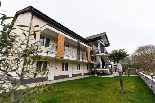 Safari Hotel 3