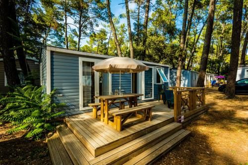 Camping la Sousta**** 4 estrelas em Remoulins
