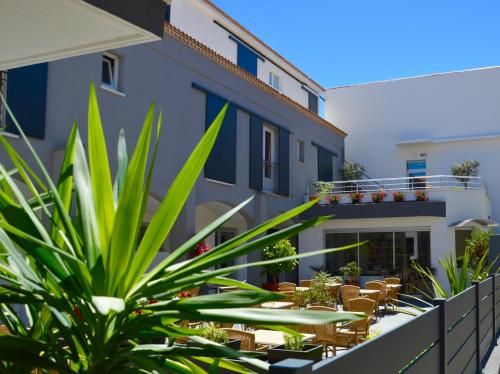 Hotel Les Acacias 2 estrelas em Le Grau-du-Roi