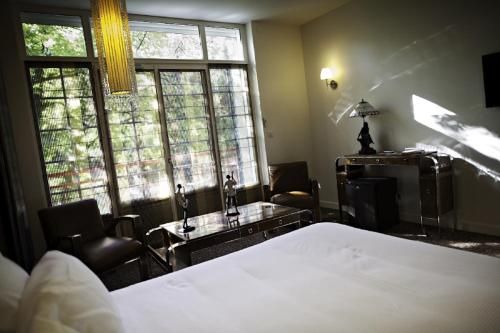 Demeures & Châteaux La Belle Meuniere 3