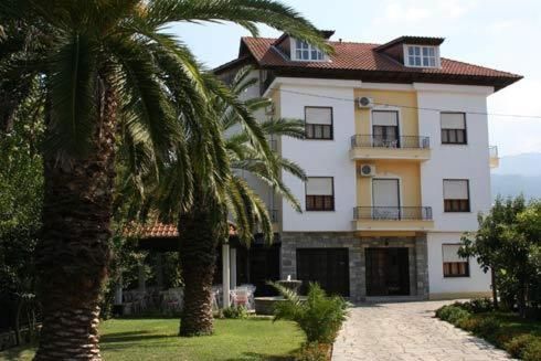 Vicky Rooms & Apartments 2 étoiles à Thasos