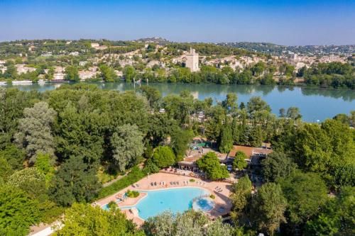 Camping du Pont d'Avignon 1