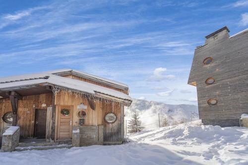 Luxury Avoriaz Chalet with hot tub 4 estrelas em Avoriaz