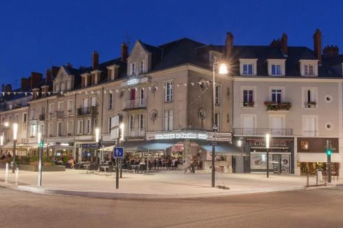 Le Pavillon 2 estrelas em Blois