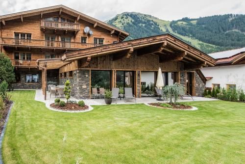 Pepi's Suites - Lechtal Apartments 4 estrelas em Holzgau