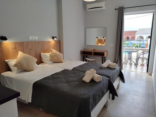 Valentinos Apartments 2