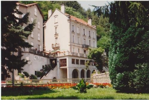 Hôtel Saint Jean 2 estrelas em Vals-les-Bains