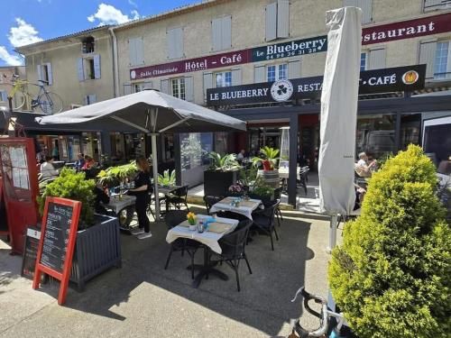 Hôtel-Restaurant Le Blueberry 2 estrelas em Malaucène