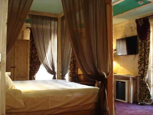 Relais du Chateau Blanc 2