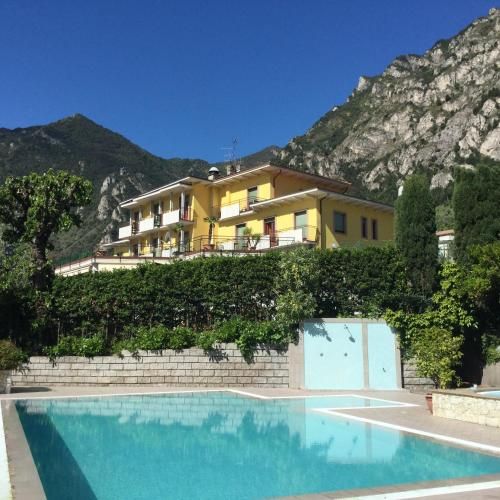 Hotel Limone 2