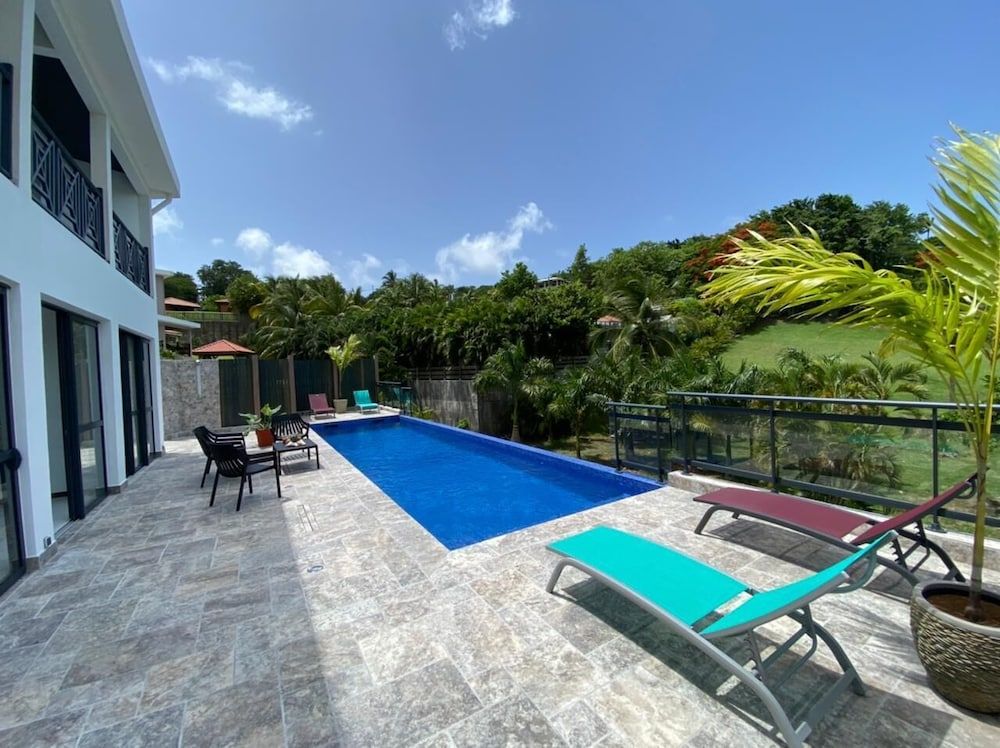 Villa Clémence 2 estrellas en Le François