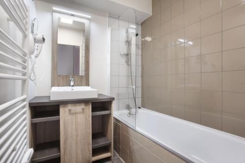 Résidence Odalys Le Village de Praroustan 3