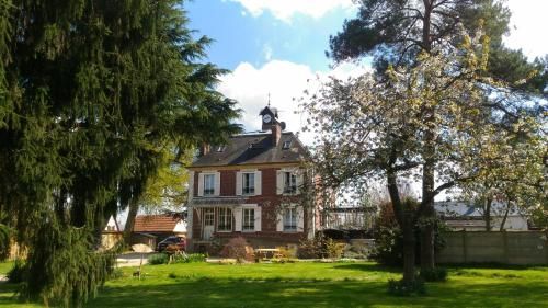 Le Jardin Des Erables 4 estrelas em Saint-Marcel