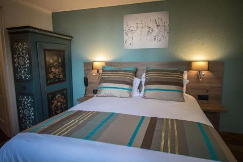 Hôtel De La Couronne 3